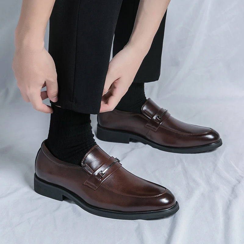 Elliot Classic Leather Loafers