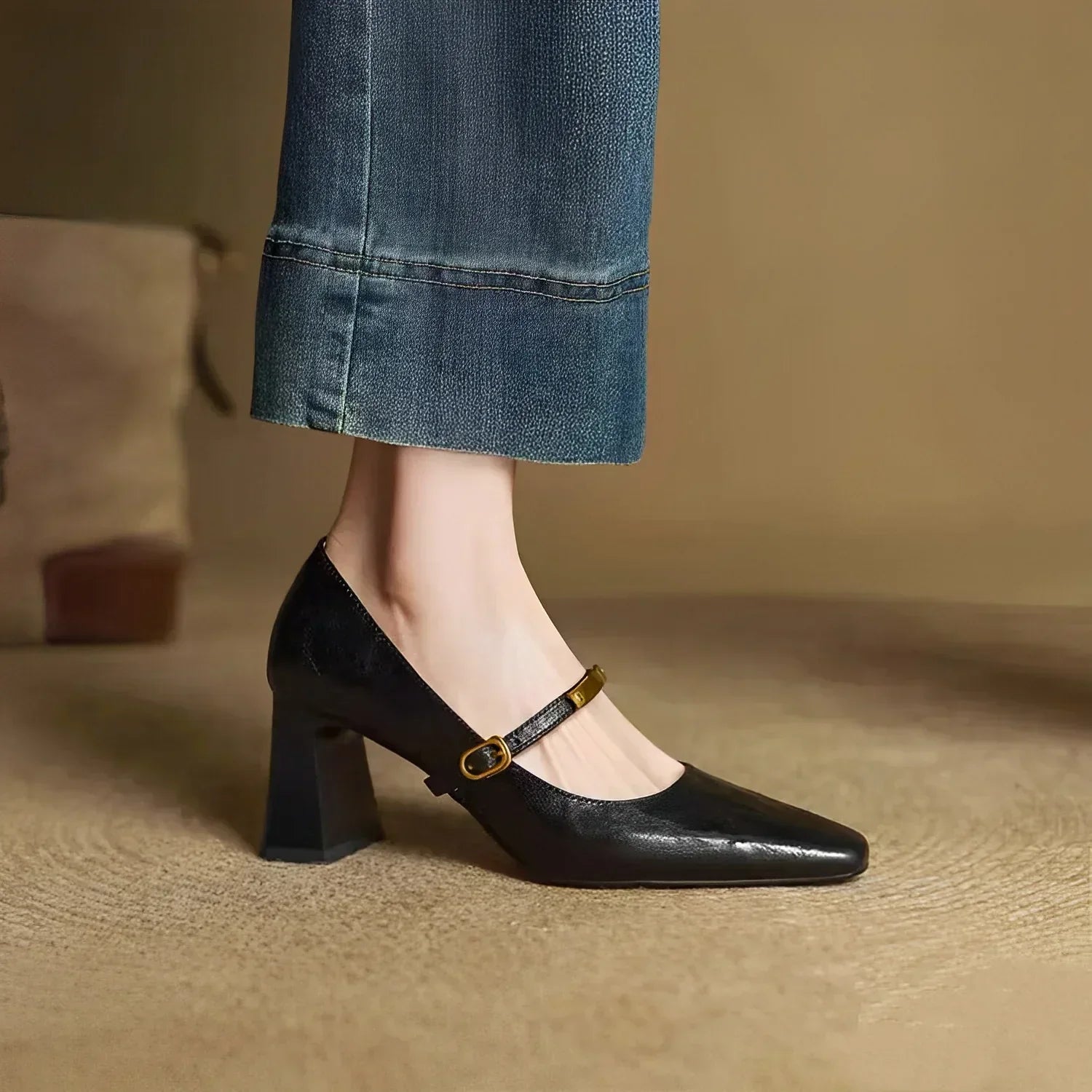 Elena Mary Jane Pumps