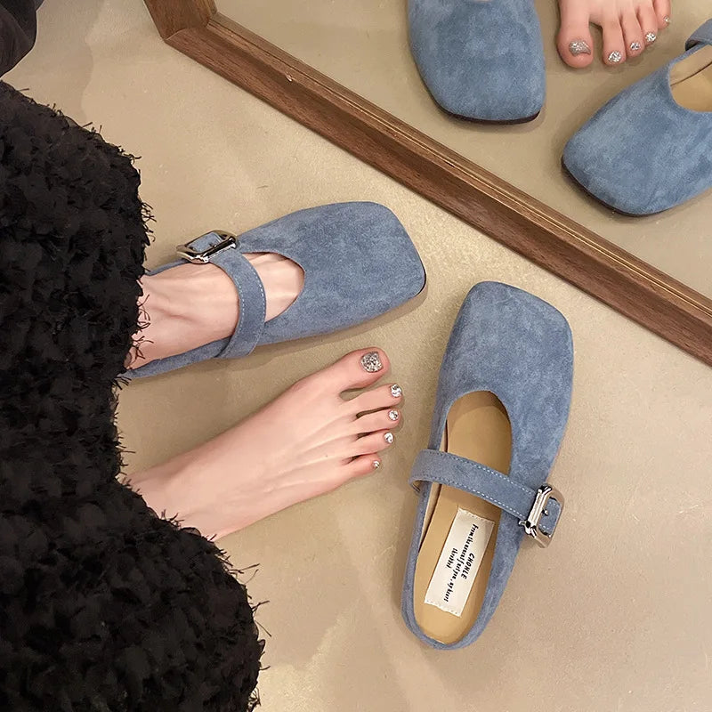 Ivy Retro Flats