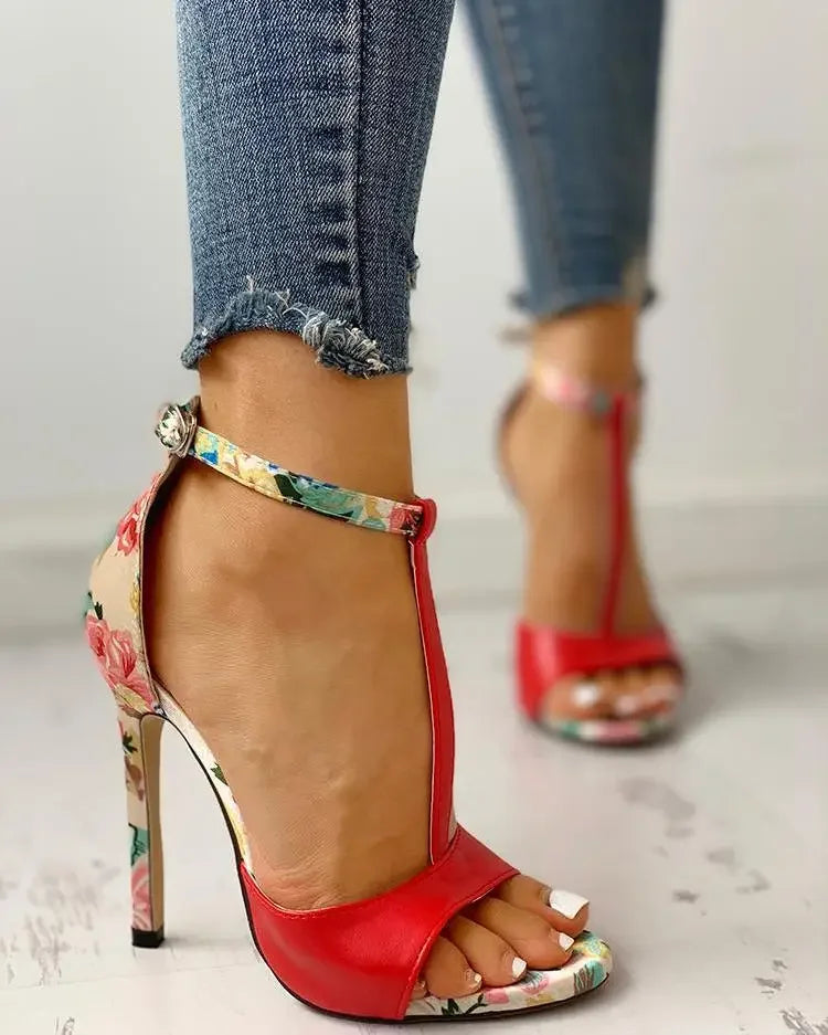Camélia Buckle Stiletto Sandals