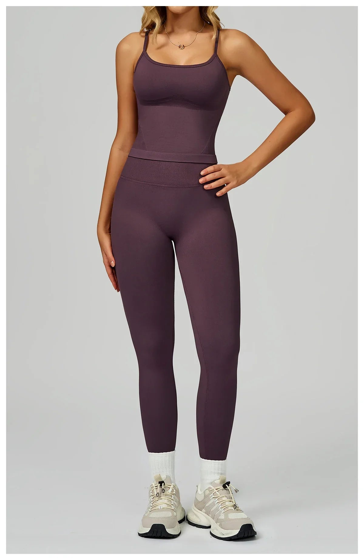 Seamless Sports Fitness Vest with Chest Pad Summer Shockproof Beauty Back Nude Feeling Suit Pilates Training Yoga Top Yoga Bras