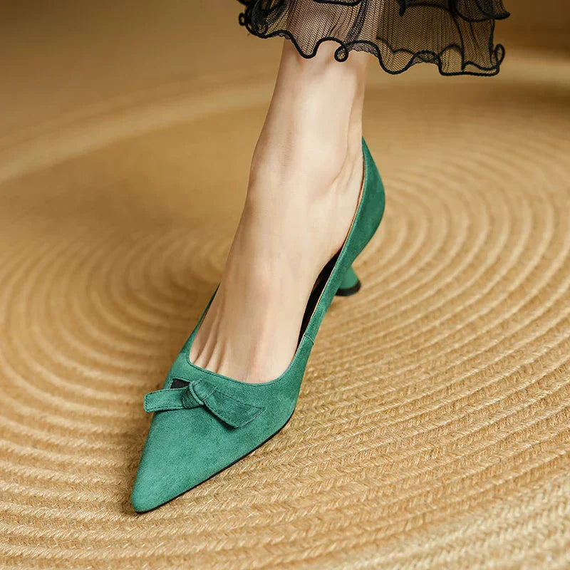 Classic Pointed Toe Heel Pumps