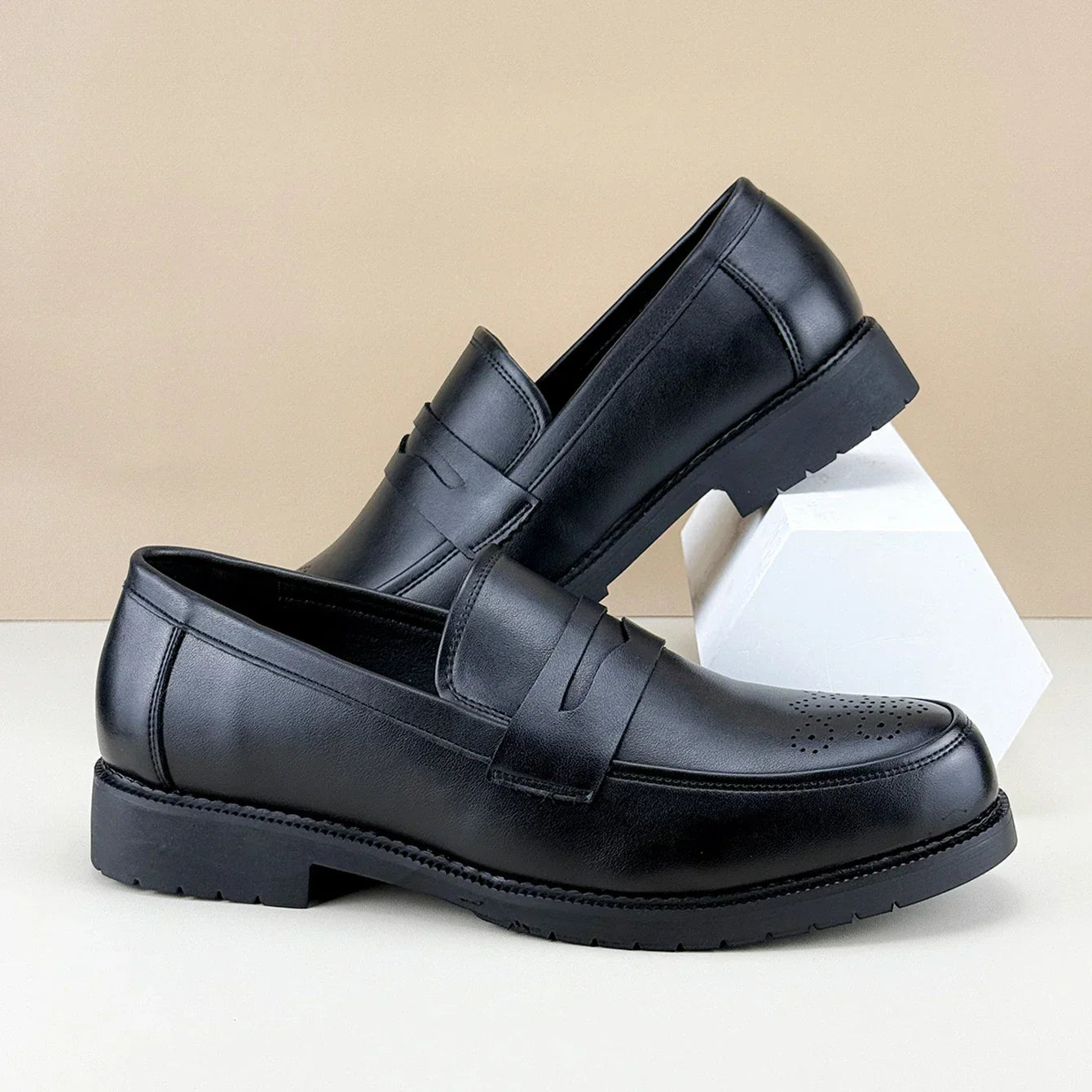 Elliot British Style  Leather Loafer