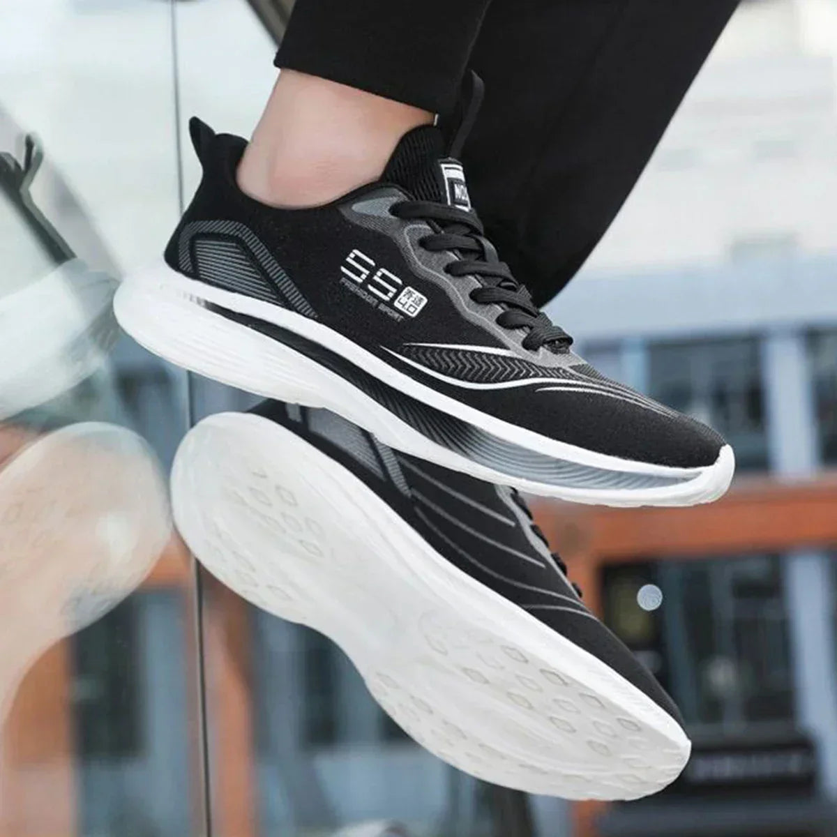 Scarpa Mesh Running Shoe