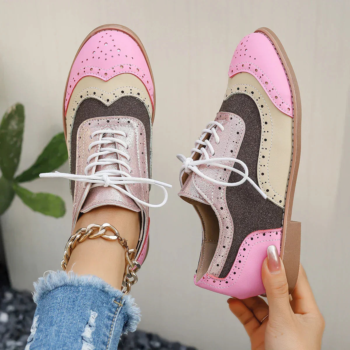 Vivid Derby Low